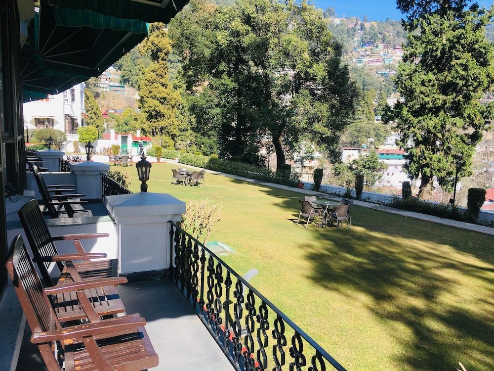 Namah Nainital, A Member Of Radisson Individuals Retreats Hotell Eksteriør bilde