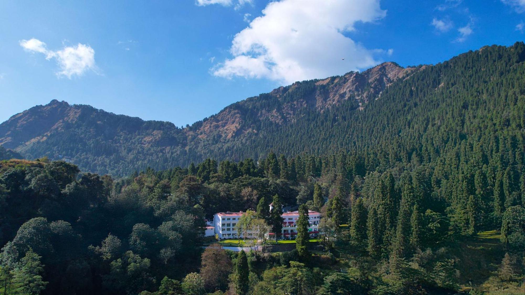 Namah Nainital, A Member Of Radisson Individuals Retreats Hotell Eksteriør bilde
