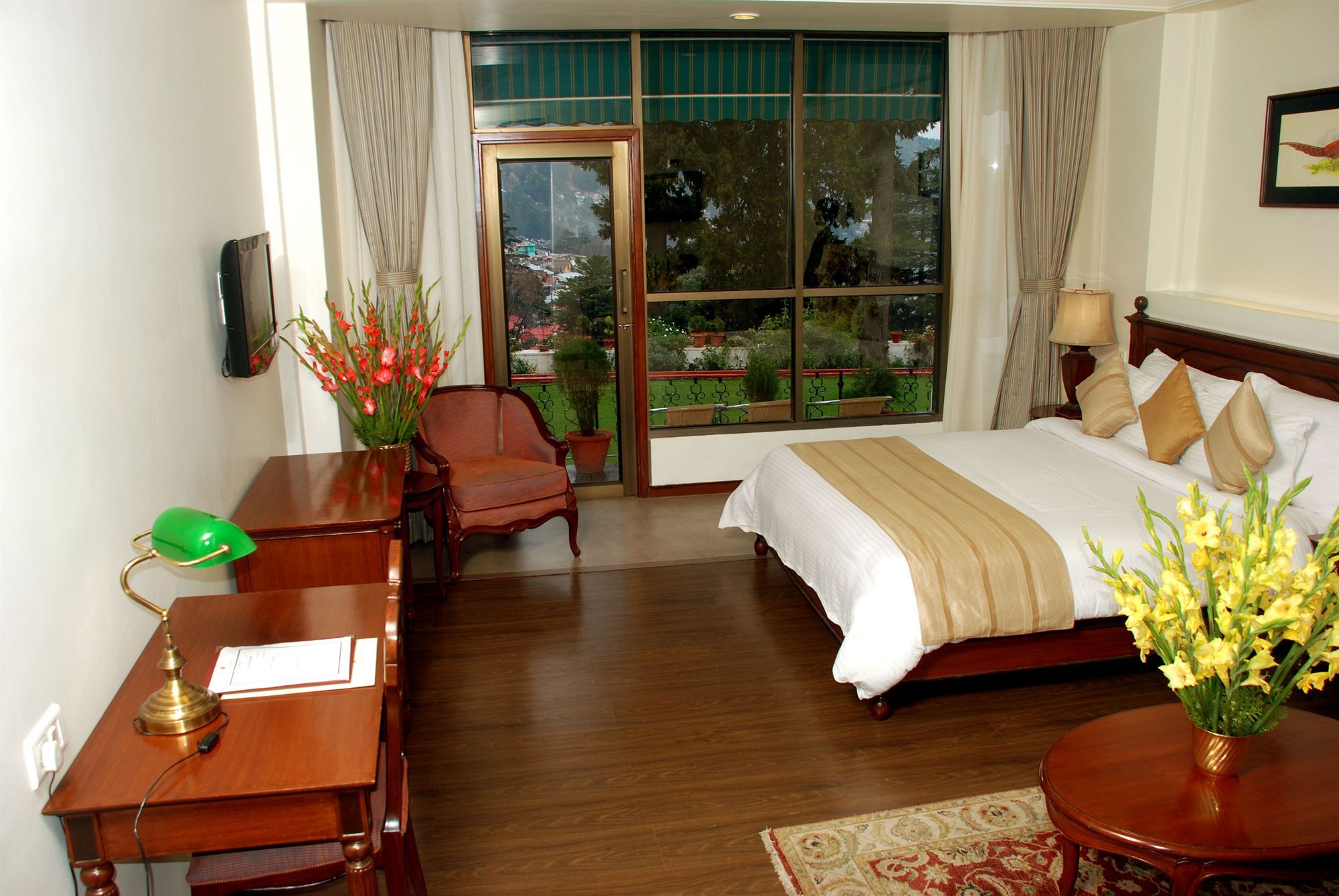 Namah Nainital, A Member Of Radisson Individuals Retreats Hotell Eksteriør bilde