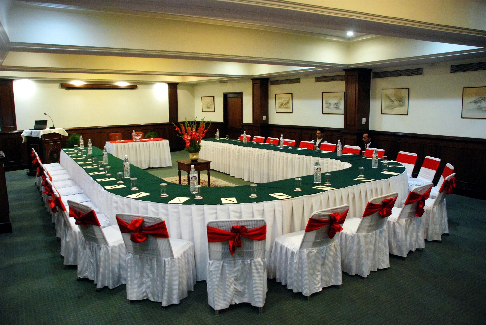 Namah Nainital, A Member Of Radisson Individuals Retreats Hotell Eksteriør bilde
